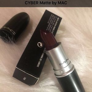 Mac Matte Lipstick (Cyber)